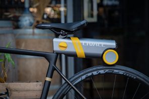 用这个309美元的通用附加组件，在30秒内把你的脚踏自行车变成电动自行车