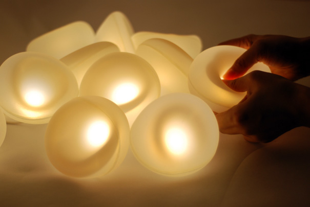 d°气泡LED可挤压灯由Diana Lin设计