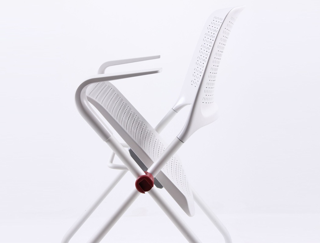 poly_chair_04