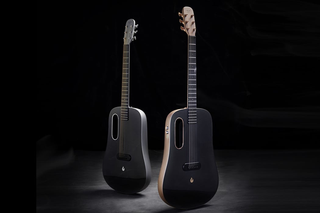 这款获奖的半声学吉他是由碳纤维的单件制成的