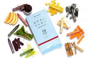 一位日本设计师通过回收农产品和蔬菜废料，制作了100%天然蜡笔!