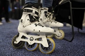 我们在2023年消费电子展上尝试了电动遥控溜冰鞋，我们有了……想法。